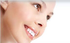 Nguyên nhân răng sậm màu và cách điều trị