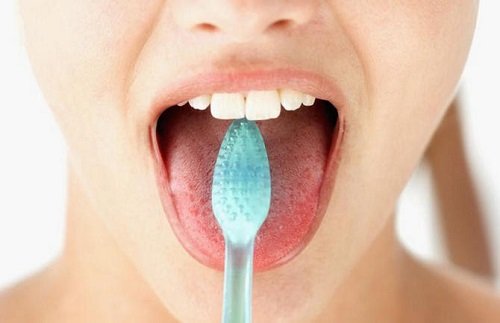 Tẩy trắng răng xong có được đánh răng không? Cần lời giải đáp 2