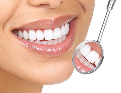 Bọc sứ giúp hàm răng đều đặn và chắc khỏe hơn
