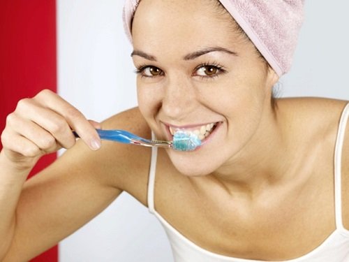 Răng sứ có bị sâu không? Khái quát ưu và nhược điểm răng sứ-4